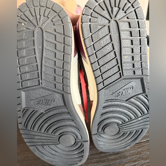 Nike Air Jordan 1 Retro High OG Hand Crafted Black Brown (Men's) size 11 - Picture 11 of 11